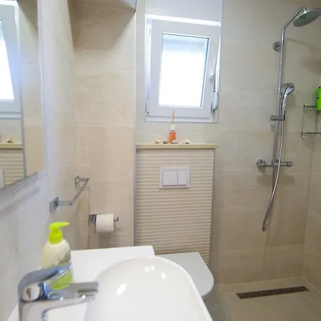 Apartment Leone *