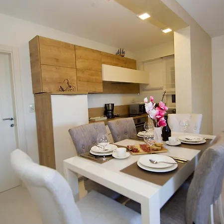Apartment Leone *