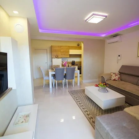 Apartment Leone *