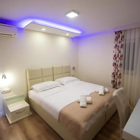 Apartment Leone Promajna