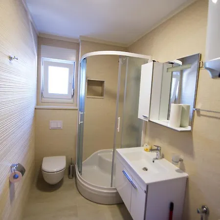 Apartment Leone *