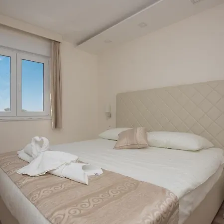 Apartment Leone