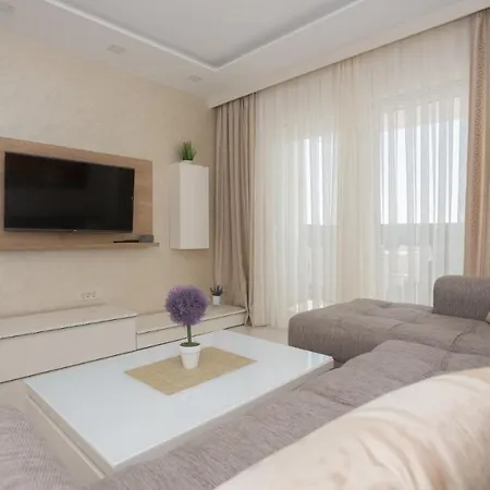 Apartment Leone